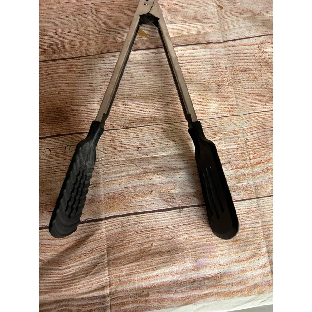 Pampered chef tong spatula